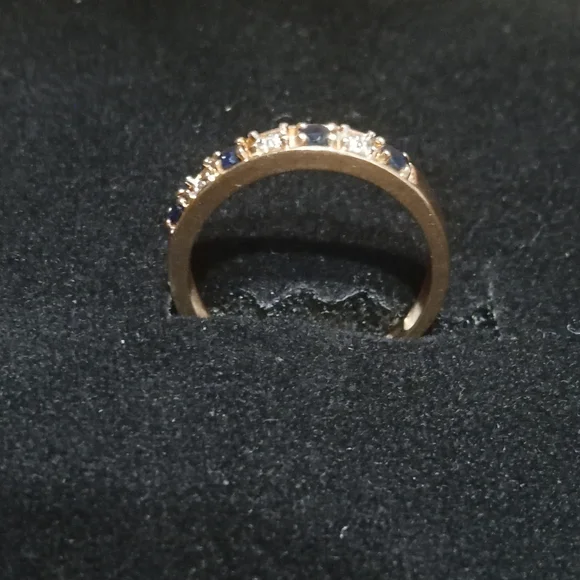 10K Gold Diamond and Sapphire Ring - Picture 2 of 5